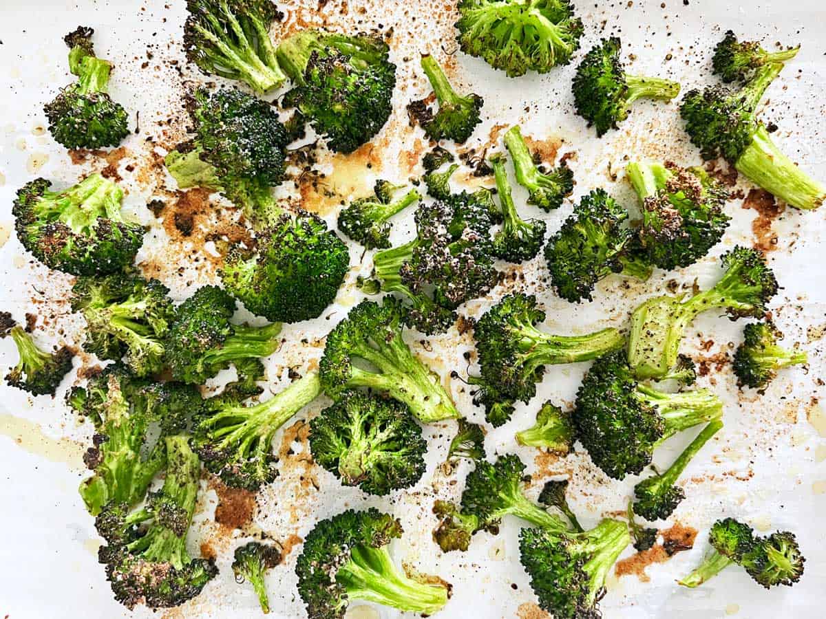 Easy & Healthy Roasted Broccoli Even Haters Will Love